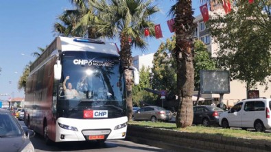 CHP'li Aylin Nazlıaka ve ekibinin '‘Reisi size yedirtmeyiz’ deyip üzerimize araç sürdüler' yalanını CHP'liler bile yalanladı!