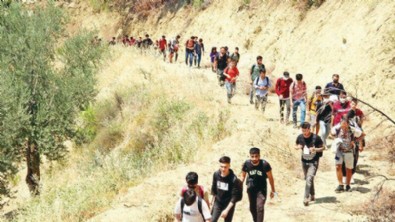 Muhalefetin '3 bin Afgan Türk vatandaşı yapıldı' iddiasına yalanlama