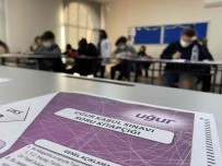 150 Bin Ögrenciye 'Ugur' Getirecek Sinav