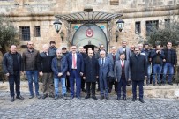 Mardin Valisi Demirtas, Çalisan Gazetecilerle Bir Araya Geldi