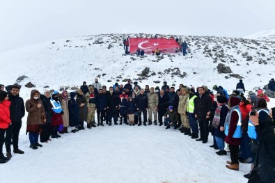 Yesilyurt'ta Sarikamis Sehitleri Unutulmadi