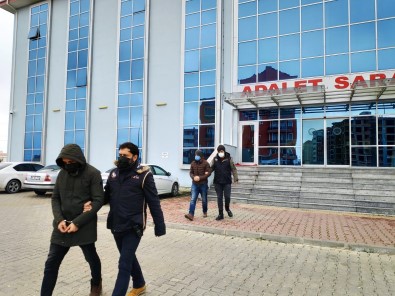 Yunanistan'a Kaçmaya Çalisan 2 FETÖ Süphelisi Ortak Operasyonla Yakalandi