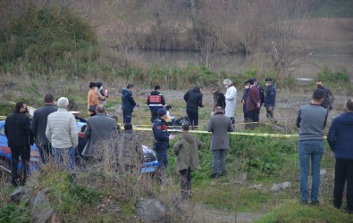 3 Gündür Kayip Olan Genç, Irmak Kenarinda Ölü Bulundu