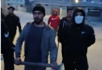 Adana sokaklarında döner bıçaklarıyla yürümüşlerdi! Kendilerini '515 Haşimi' olarak tanıtan 20 Suriyeli hakkında sınır dışı kararı