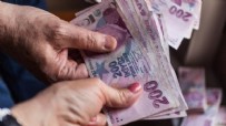 Beklenen tasarı Meclis'te: Emekli maaşına yüzde 25 + 617 TL zam
