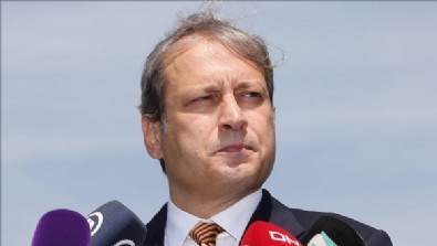 Galatasaray Başkanı Burak Elmas'tan basın toplantısında son dakika açıklamaları! Fatih Terim neden gönderildi? Domanec Torrent kimdir?