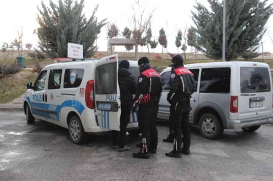 Karaman'da Uyusturucu Saticilarina Safak Operasyonu Açiklamasi 20 Gözalti
