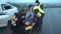 Kaygan Yolda Duramayan Tir, Otomobile Çarpti Açiklamasi 1 Kisi Yaralandi