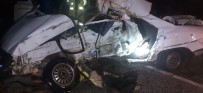Mugla'da Tir Ile Otomobil Çarpisti Açiklamasi 2 Ölü, 1 Yarali