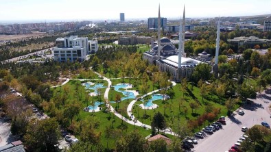 Selçuklu Belediyesi Yesil Dokuyu 12 Yeni Parkla Güçlendirdi