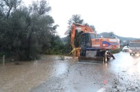 Servis Minibüsünde Mahsur Kalan Ögrenciler Kurtarildi