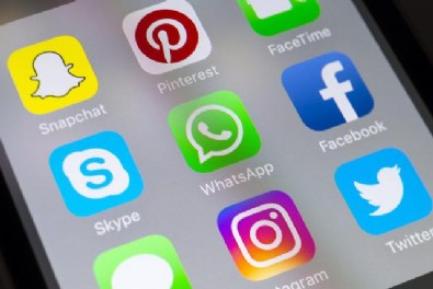 Sosyal medya kullanıcıları dikkat! WhatsApp ve Facebook için flaş uyarı geldi: 'Hemen şifrelerinizi değiştirin'