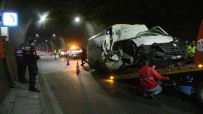 Artvin'de Tüneldeki Kazada Hurdaya Dönen Araçtan Sag Kurtuldu Haberi