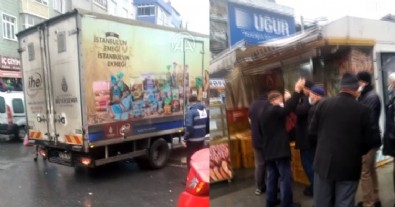 Bağcılar'da halk ekmek servisi gecikti, vatandaş tepki gösterdi! 100 metreden fazla kuyruk oluştu
