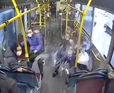 Freni Patlayan Otobüsün Soförü Açiklamasi 'Otobüs Canavarlasti, Uçak Gibi Kalkmaya Basladi'