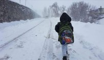Isparta'nin Yalvaç Ilçesinde Okullara Kar Engeli