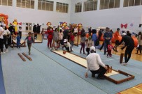 Oyun Senliginde Yüzlerce Çocuk Doyasiya Eglendi