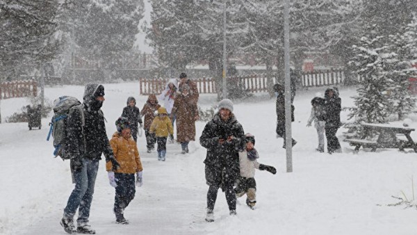 İşte kar nedeniyle okulların tatil edildiği il ve ilçeler!