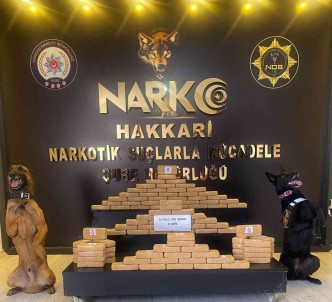 Hakkari'de 53 Kilo 200 Gram Eroin Ele Geçirildi