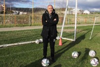 Bergama Belediyespor'a Futbolcularindan Sok