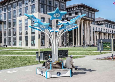 Bir Yilda 52 Bin Saatlik Baglanti