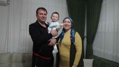 Dünyanin Ilk Rahim Nakli Ile Dogan Ömer Özkan 20 Aylik Oldu