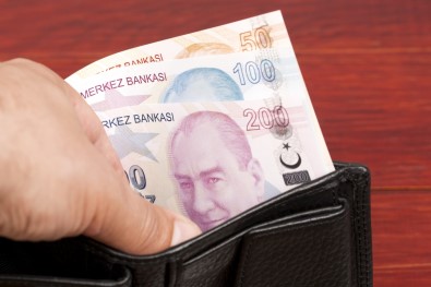 SSK Ve Bag-Kur Ayliklarina Tatil Düzenlemesi Yapildi