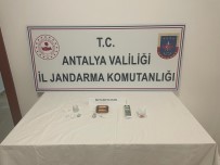 14 Gram Metamfetamin Ele Geçirildi