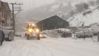 Artvin'e Kar Geri Geldi