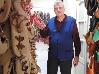 Ata Meslegiyle 'Yasayan Insan Hazinesi' Ödülünü Aldi