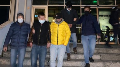 Depodan Tekne Motoru Çalan 5 Kisi Tutuklandi