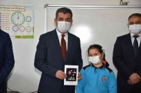 Küçük Yasta Kendi Hikayelerini Yazarak Kitaplastirdilar