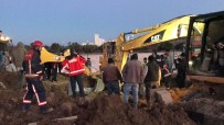Manisa OSB'de Göçük Açiklamasi 1 Isçi Toprak Altinda Kaldi