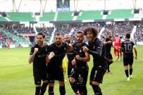 Sakaryaspor, 45 Puanla Liderligini Koruyor