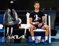 Sirp Tenisçi Djokovic Avustralya'da Gözaltina Alindi