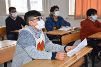 Üsüyen Kedinin Üstüne Hirkasini Örten Çocuk IHA'ya Konustu