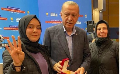 Başkan Erdoğan'dan üniversite öğrencisine doğum günü sürprizi!