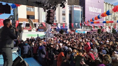 Esenler'de 10. Hamsi Ve Horon Festivali Düzenlendi