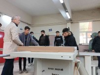 Izmir'de Fabrika Gibi Okul Açiklamasi Cirosu 1 Milyon TL'ye Yaklasti