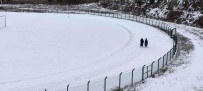 Soguga Aldiris Etmeden Stadyumda Yürüyüse Çiktilar, Görenleri Sasirttilar