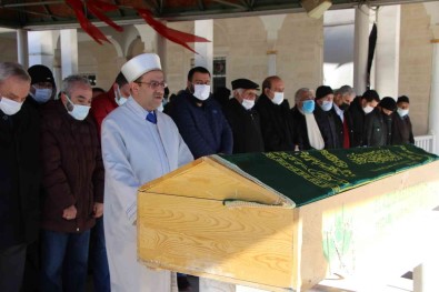 Elazigspor'un Kurucularindan Ihsan Ugur Son Yolculuguna Ugurlandi