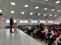 Gazi Ismail Kumartasli Ögrencilerle Bulustu