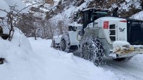 Hakkari'de 285 Yerlesim Yerinin Yolu Ulasima Kapandi