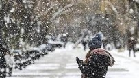 Meteoroloji ve AKOM'dan son dakika hava durumu uyarısı! İstanbul'a kar yağışı geliyor... Saat verdiler