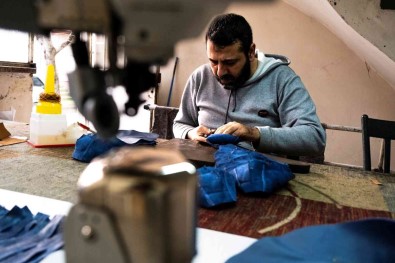 Saya Ustalari Dertli Açiklamasi 'Isçiligine 15 Lira Veriyorlar, Magazada 800 Liraya Satiliyor'