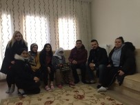 Sehit Annesi, Oglunun Mezarina Fidan Dikilecegini Ögrenince Gözyaslarina Hakim Olamadi