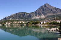 Yagislarla Birlikte Egirdir Gölü Su Kotu 915,18 Metreye Yükseldi