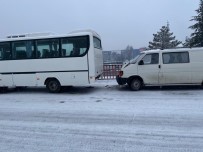 Kar Yagisi Trafik Kazalarini Beraberinde Getirdi