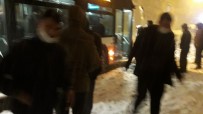 Gaziantep'i Kar Vurdu Açiklamasi Vatandaslar Yolda Kalan Araçlarda Mahsur Kaldi