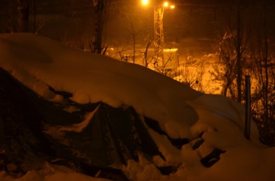 Sirnak'ta Hayat Durma Noktasina Geldi, Onlarca Köy Yolu Kapandi